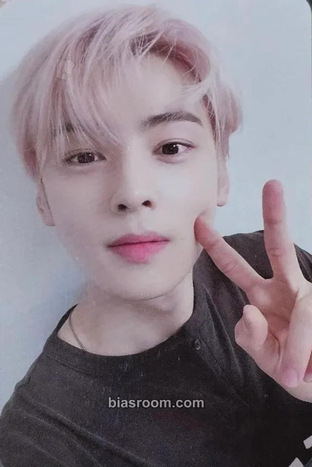 ASTRO - Cha Eunwoo - Switch On Album album photocard yellow back
