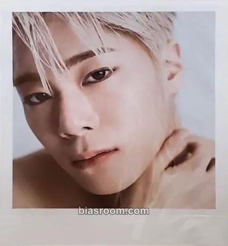 Moonbin Switch On Photocard - ASTRO - ASTRO K-pop photocard