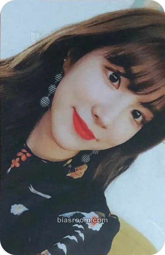 ZN Line Photocard - UNI.T - UNI.T K-pop photocard