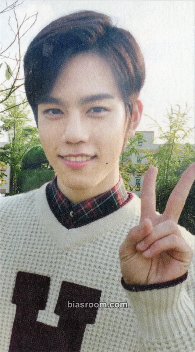 Hun N.Flying Lonely K-pop photocard