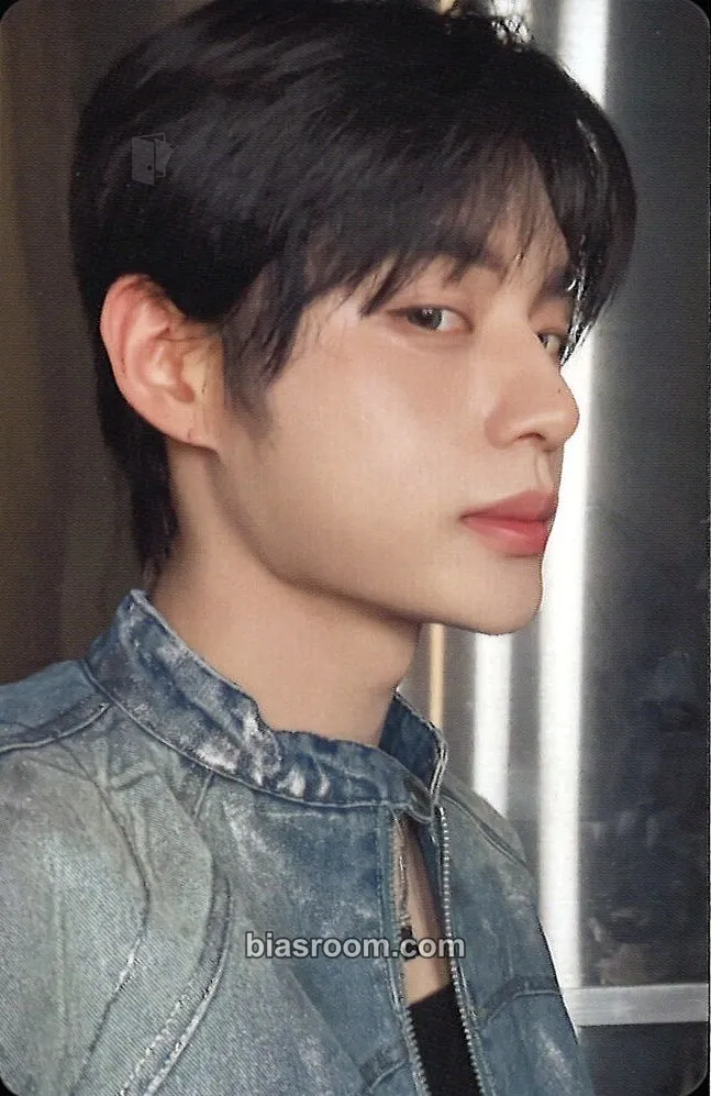 Jiwoong Iconik Photocard - ZEROBASEONE - ZEROBASEONE K-pop photocard