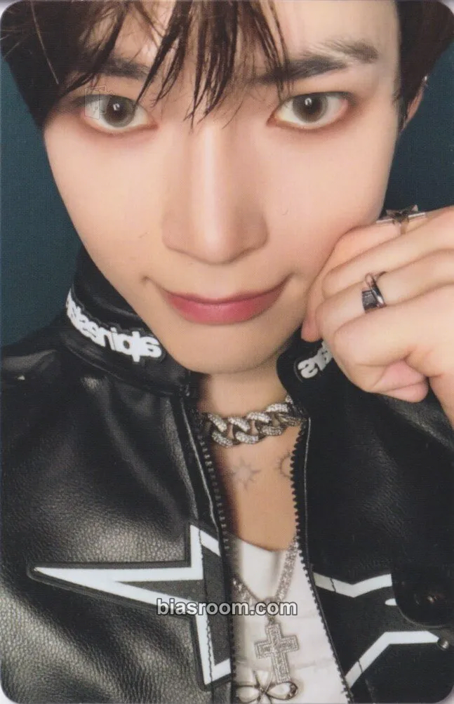 Hanbin Iconik Photocard - ZEROBASEONE - ZEROBASEONE K-pop photocard