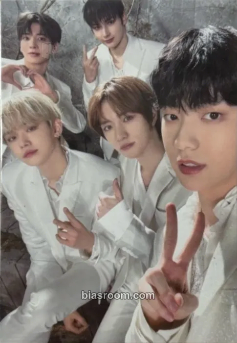Act: Love Sick Photocard - TOMORROW X TOGETHER - TOMORROW X TOGETHER K-pop photocard