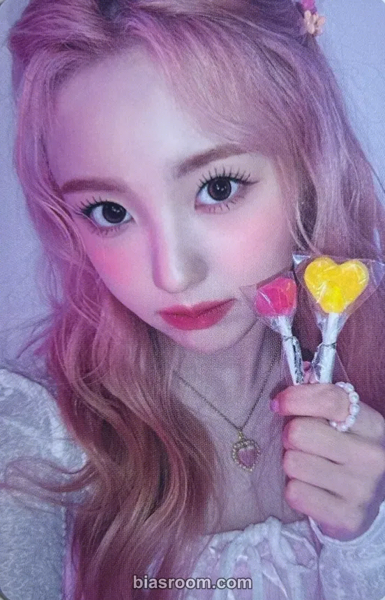 Yeseo LOVESTRUCK! Photocard - Kep1er - Kep1er K-pop photocard