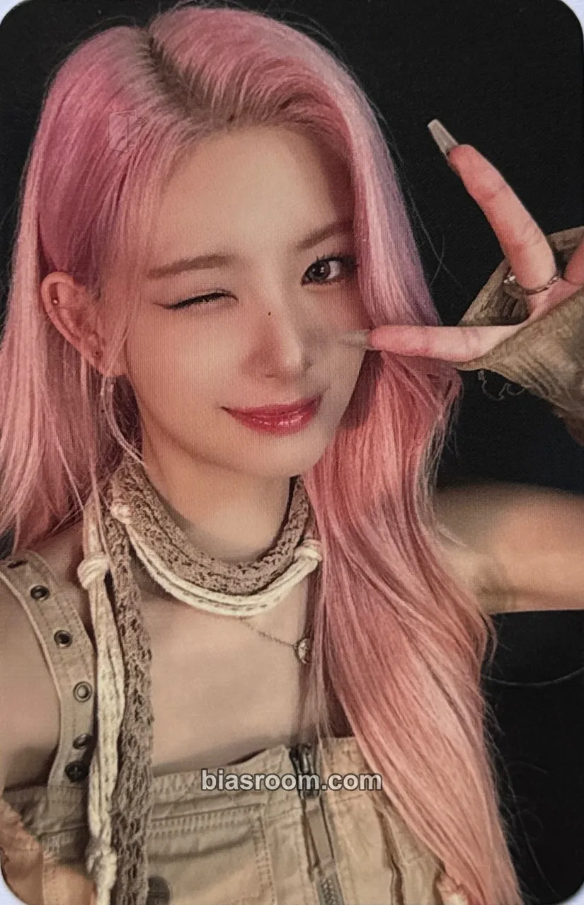 Yiren All My Girls Photocard - EVERGLOW - EVERGLOW K-pop photocard