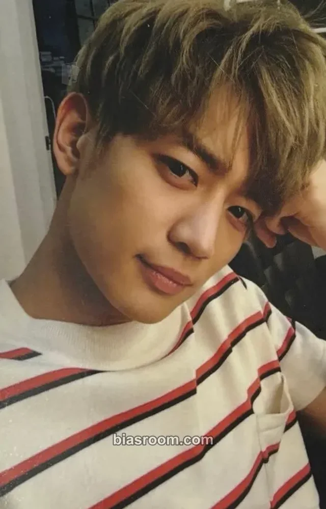 SHINee - Minho - Odd - The 4th Album Album album photocard A version