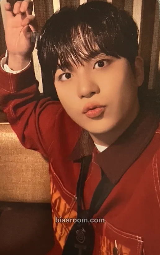 Jongho POP-UP: GOLDEN HOUR : Part 1 (Soundwave) Photocard - ATEEZ - ATEEZ K-pop photocard