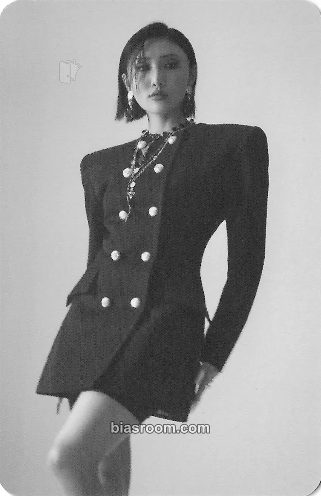 Hwasa Guilty Pleasure Photocard - MAMAMOO - MAMAMOO K-pop photocard