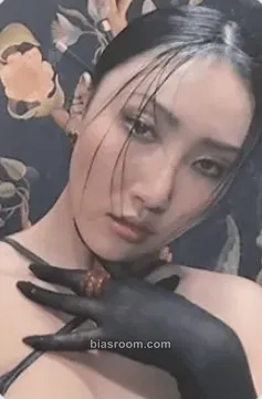 Hwasa Guilty Pleasure Photocard - MAMAMOO - MAMAMOO K-pop photocard