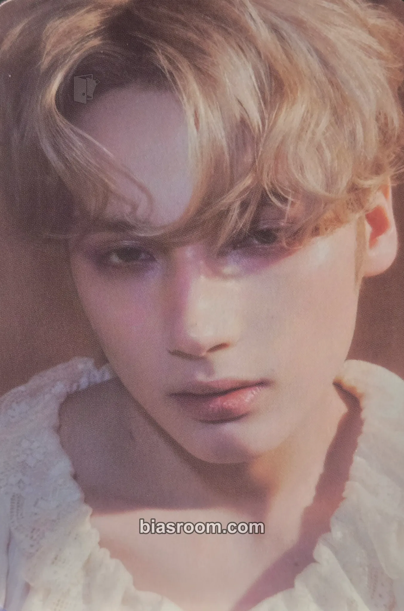 Huening Kai Minisode 3: Tomorrow Photocard - TOMORROW X TOGETHER - TOMORROW X TOGETHER K-pop photocard