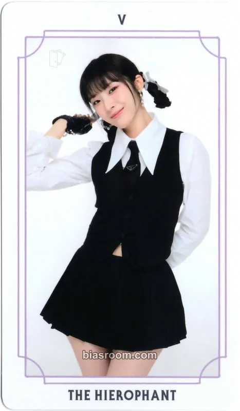HaSeul OURII 1st Membership Photocard - ARTMS - ARTMS K-pop photocard