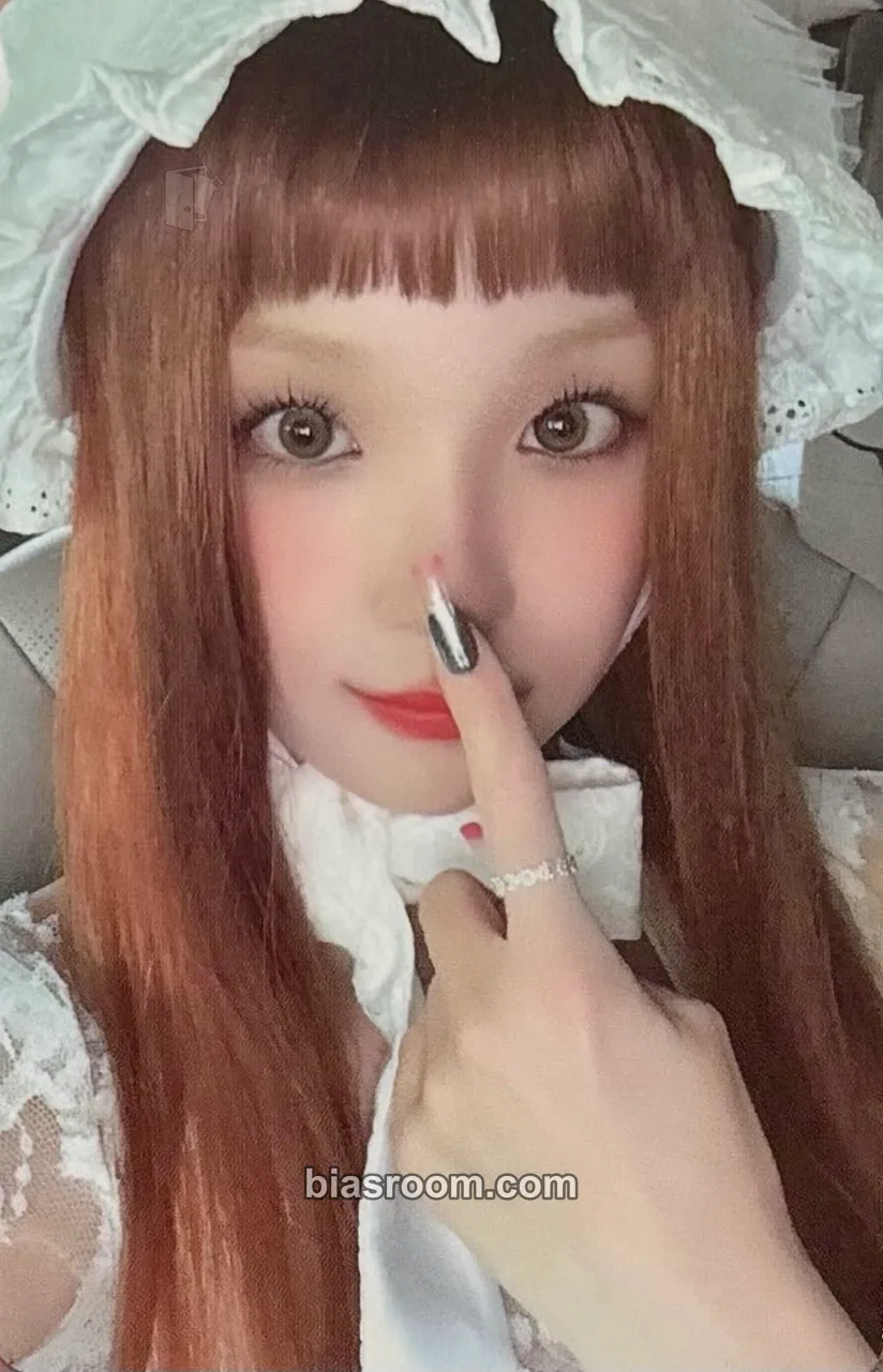 Yuqi Motivation Photocard - i-dle - i-dle K-pop photocard