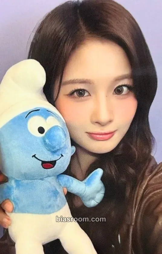 Sullyoon Blue Valentine Photocard - NMIXX - NMIXX K-pop photocard