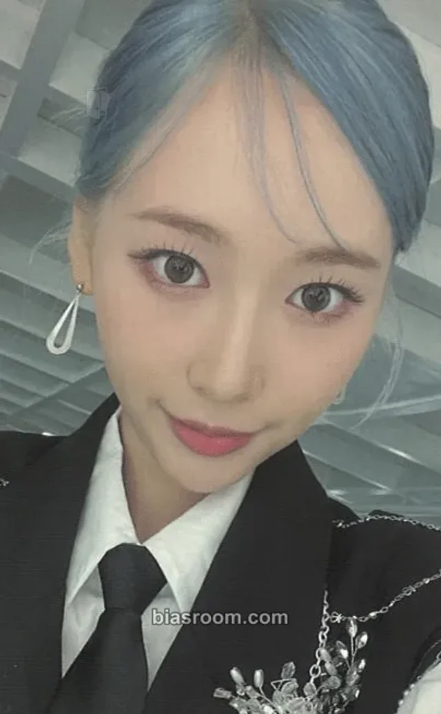 X:IN - Hannah - SYNCHRONICITY Album album photocard