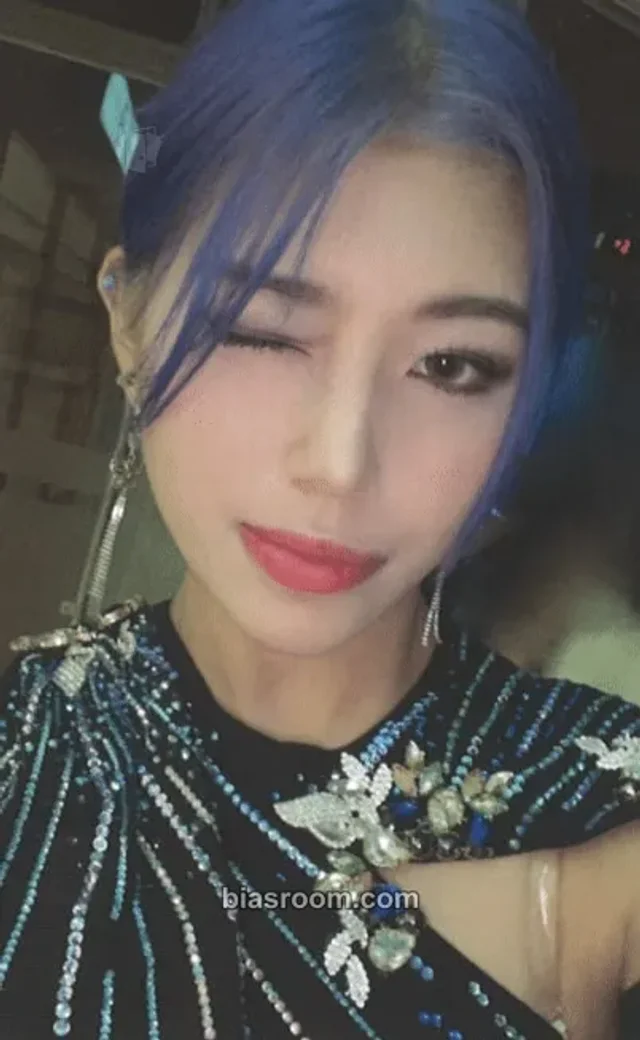 X:IN - E.sha - SYNCHRONICITY Album album photocard
