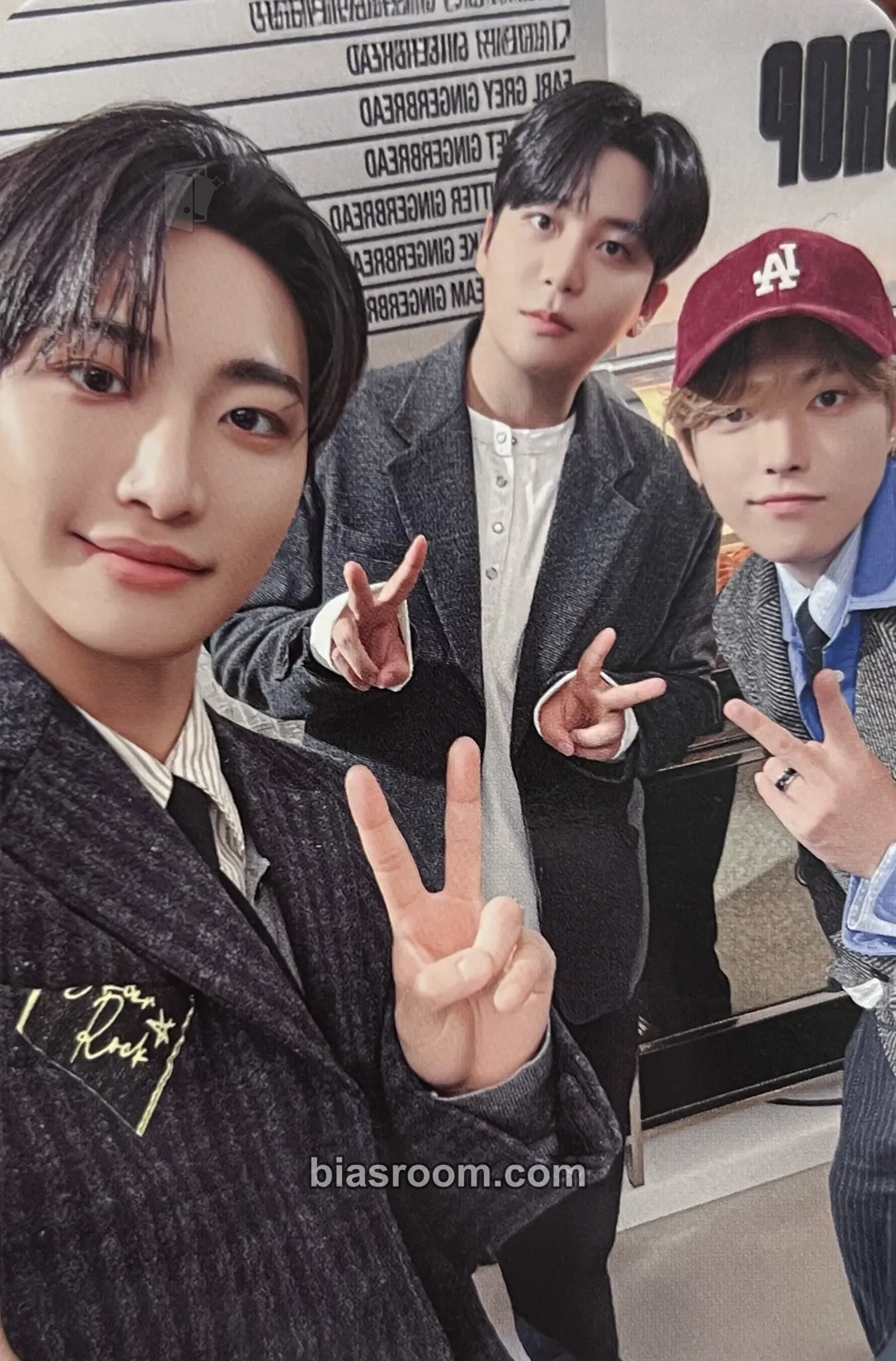 2026 Season's Greetings - Pastry Shop Photocard - ATEEZ - ATEEZ K-pop photocard