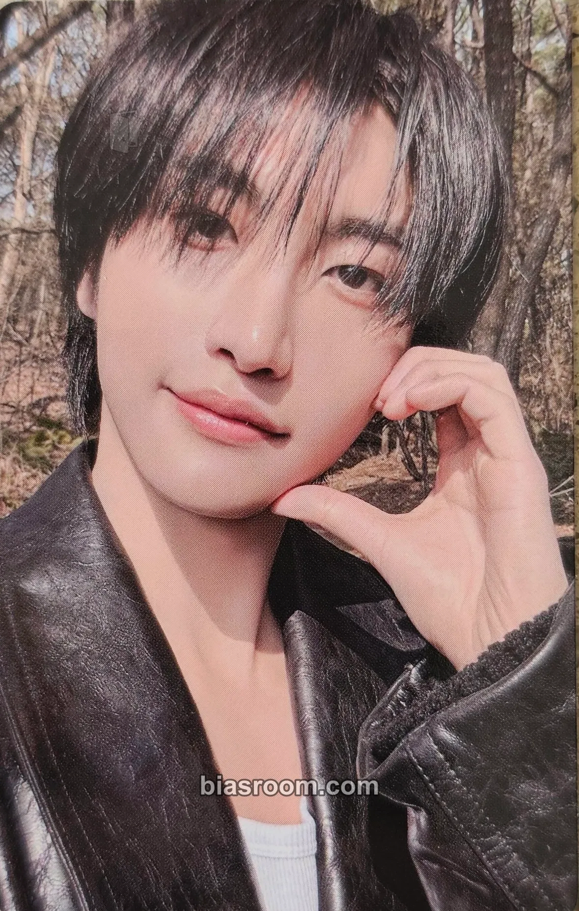 Seonghwa ATEEZ Cover - Billboard Artist Sanctuary: Silence to Storm Photocard - ATEEZ - ATEEZ K-pop photocard
