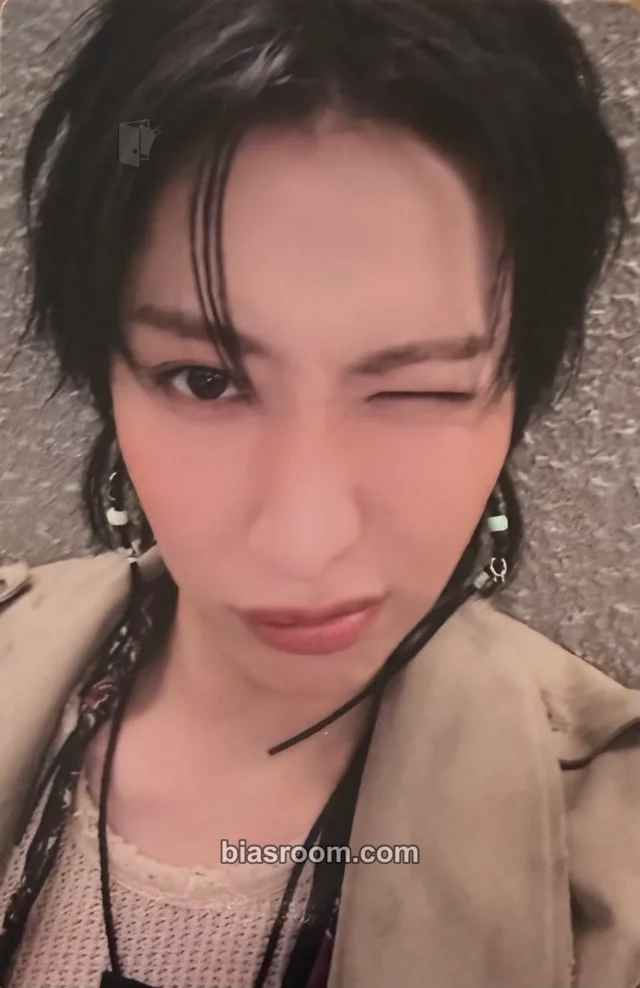 ONEWE - Dongmyeong - Maze: Ad Astra Album album photocard maze version