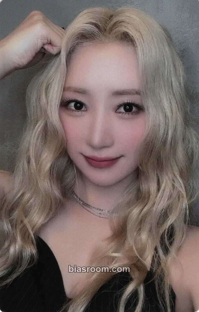 SuA Playlist #You are you Photocard - Dreamcatcher - Dreamcatcher K-pop photocard