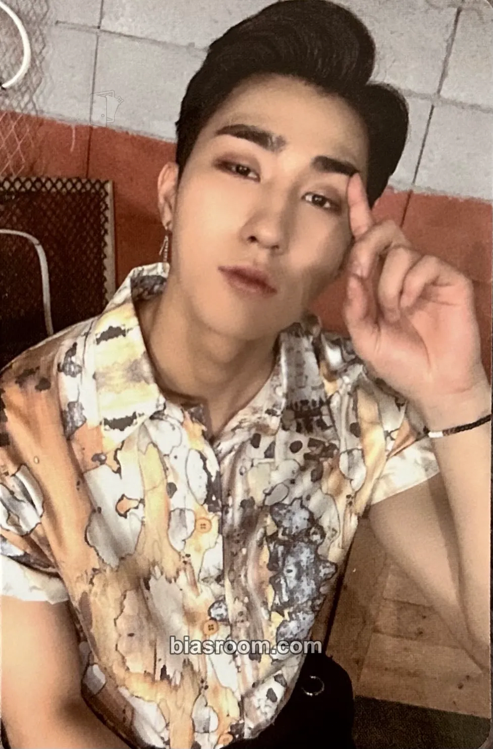 Harin STUDIO WE: Recording Photocard - ONEWE - ONEWE K-pop photocard