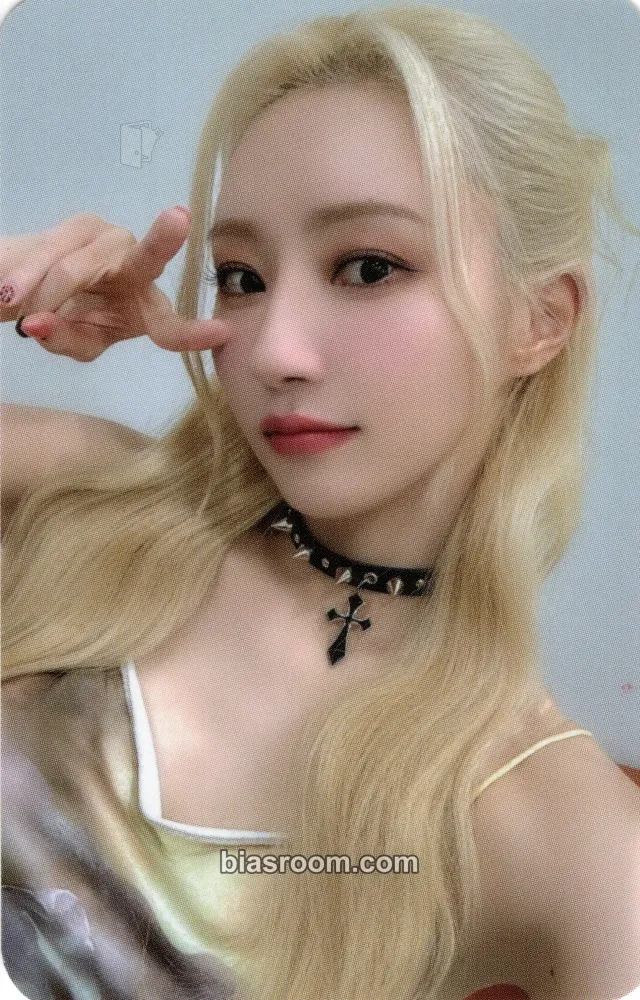 SuA Playlist #You are you Photocard - Dreamcatcher - Dreamcatcher K-pop photocard