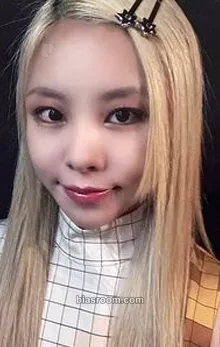 Wheein In the Mood Photocard - MAMAMOO - MAMAMOO K-pop photocard