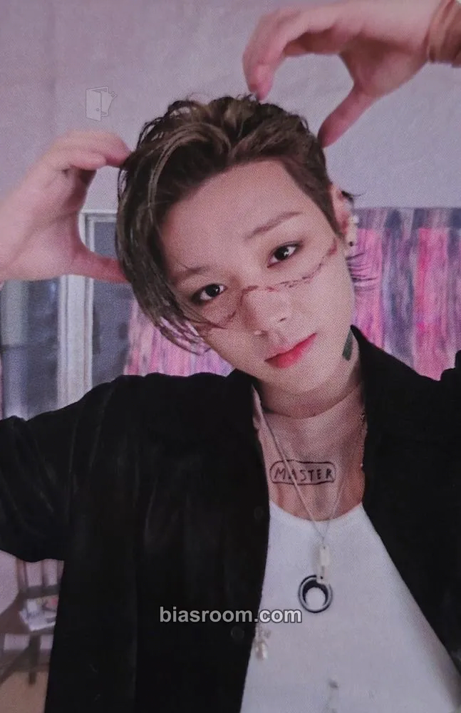 Jihoon Blank or Black Photocard - Park Jihoon - Park Jihoon K-pop photocard