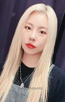 Wheein In the Mood Photocard - MAMAMOO - MAMAMOO K-pop photocard