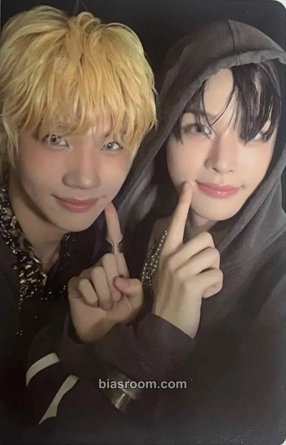 blackout Photocard - CLOSE YOUR EYES - CLOSE YOUR EYES K-pop photocard