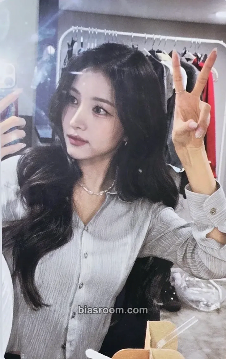 Sowon Season of Memories Photocard - GFRIEND - GFRIEND K-pop photocard