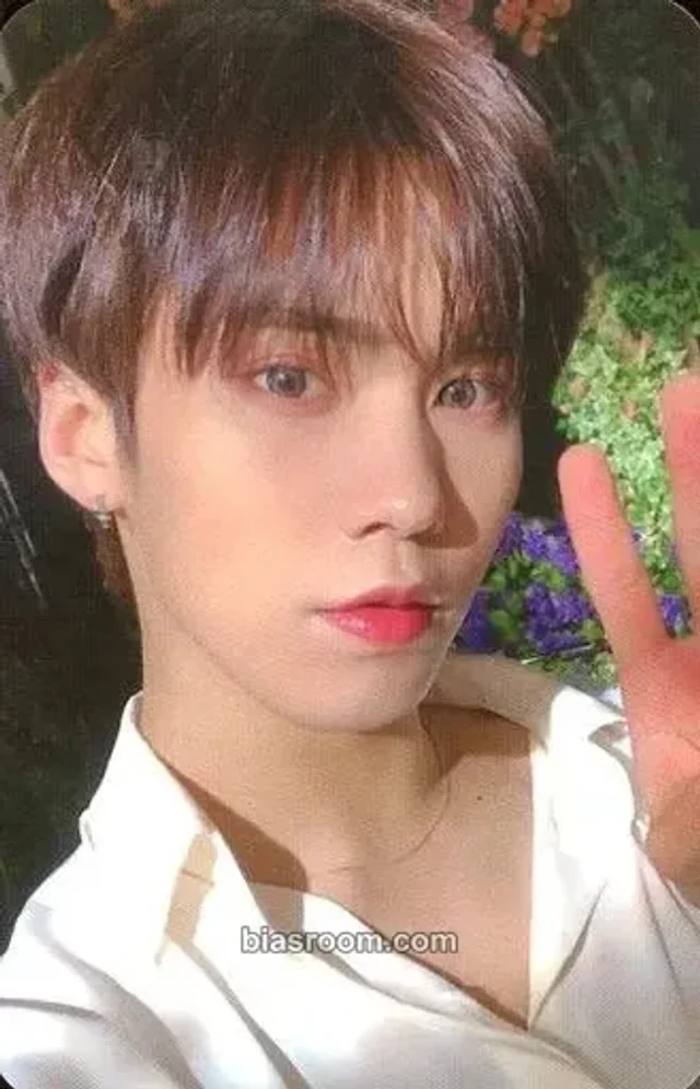 ASTRO - Rocky - All Light Album album photocard white version version 4