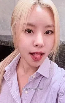 Wheein In the Mood Photocard - MAMAMOO - MAMAMOO K-pop photocard