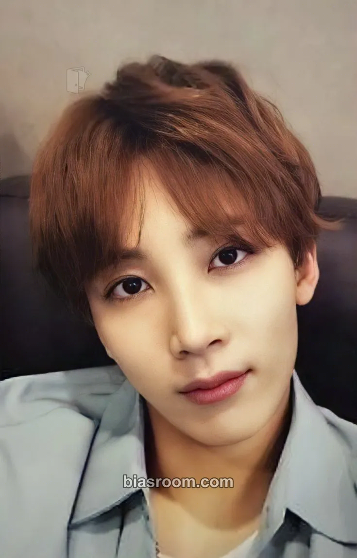 Jeonghan DIRECTOR'S CUT Photocard - SEVENTEEN - SEVENTEEN K-pop photocard