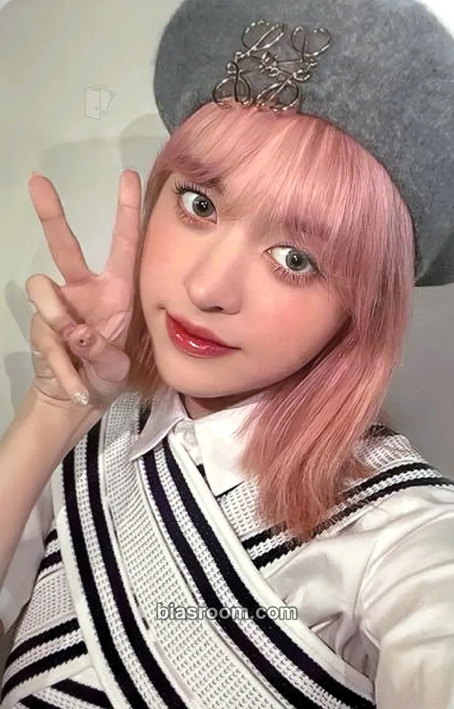 Lily Expérgo Photocard - NMIXX - NMIXX K-pop photocard