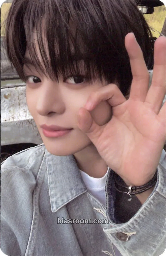 Leo EUPHORIA Photocard - ALPHA DRIVE ONE - ALPHA DRIVE ONE K-pop photocard