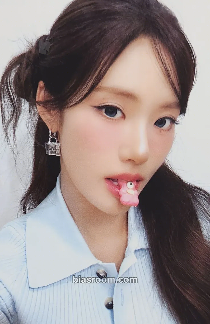 Jiwon From Our 20s Photocard - fromis_9 - fromis_9 K-pop photocard