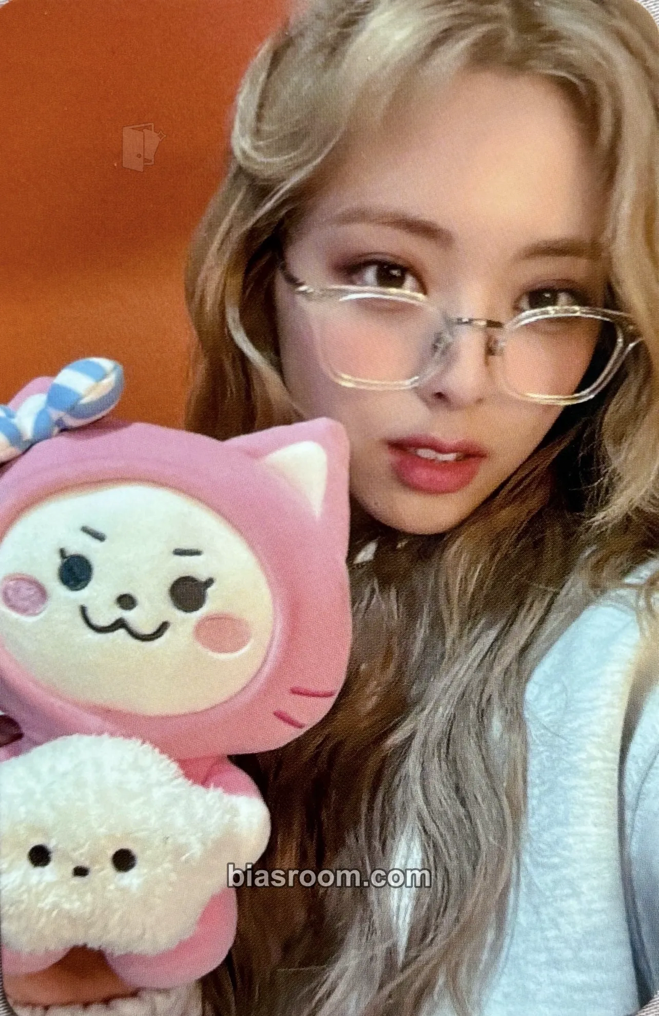 Yuna CHECKMATE Photocard - ITZY - ITZY K-pop photocard