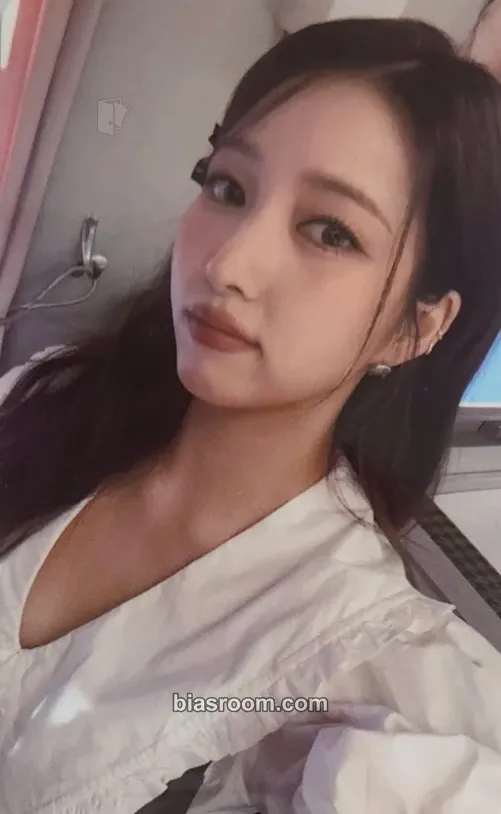 Sowon Season of Memories Photocard - GFRIEND - GFRIEND K-pop photocard