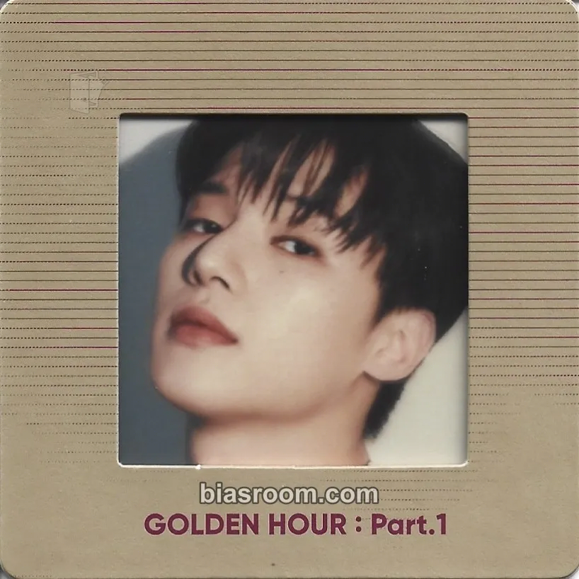 Wooyoung GOLDEN HOUR : Part.1 Photocard - ATEEZ - ATEEZ K-pop photocard