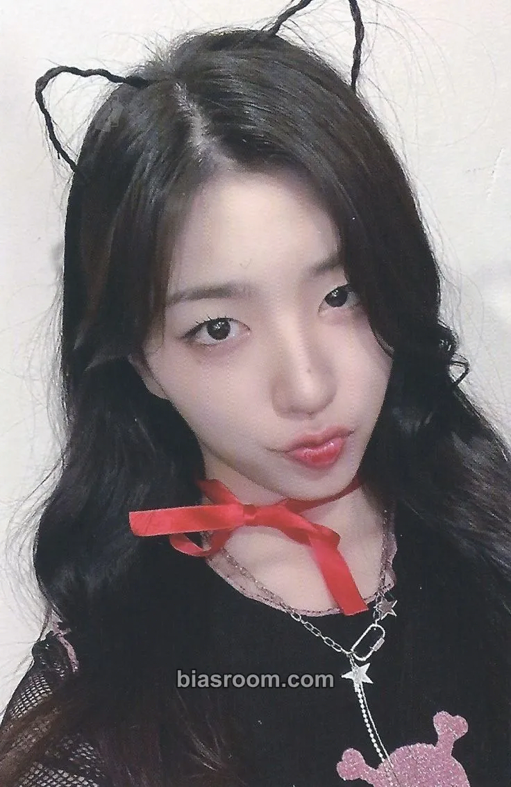 Sohyun Muhan Photocard - tripleS - tripleS K-pop photocard