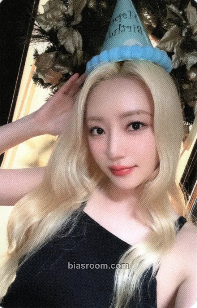 SuA Playlist #You are you Photocard - Dreamcatcher - Dreamcatcher K-pop photocard