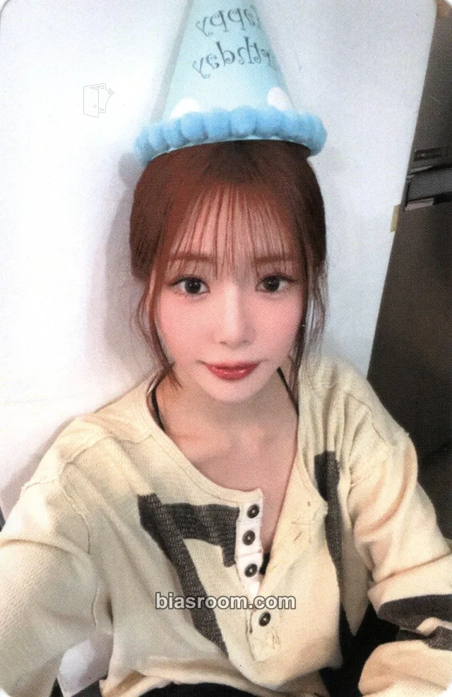 JiU Playlist #You are you Photocard - Dreamcatcher - Dreamcatcher K-pop photocard