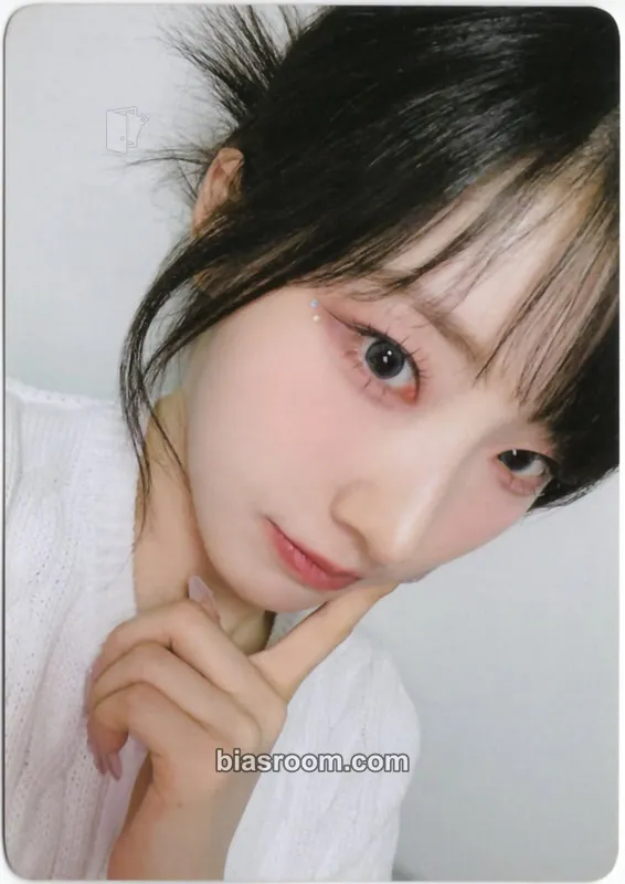 HaSeul ARTMS 1st World Tour: Moonshot Photocard - ARTMS - ARTMS K-pop photocard