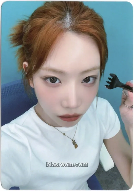 Kim Lip ARTMS 1st World Tour: Moonshot Photocard - ARTMS - ARTMS K-pop photocard