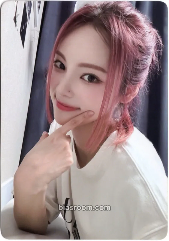 JinSoul ARTMS 1st World Tour: Moonshot Photocard - ARTMS - ARTMS K-pop photocard