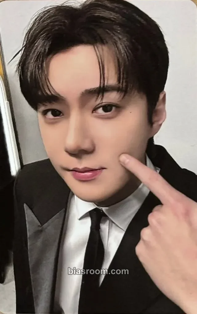 EXO - Sehun - EXO The 8th Album Fanshowcase 'REVERXE' Event attendee benefit seoul smtown & store