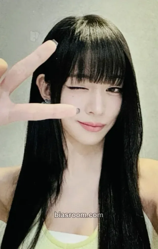 fromis_9 - Chaeyoung - Supersonic Album album photocard photobook version juicy version