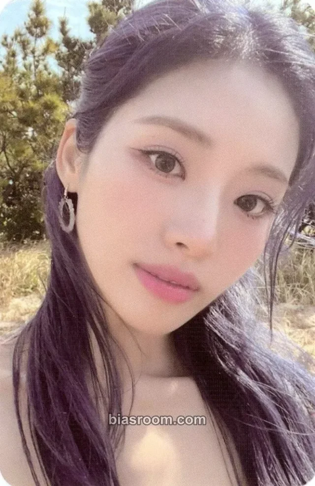 fromis_9 - Jiwon - From Our Memento Box Album jewel case version album photocard
