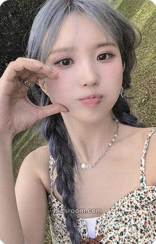 Hayoung From Our Memento Box Photocard - fromis_9 - fromis_9 K-pop photocard
