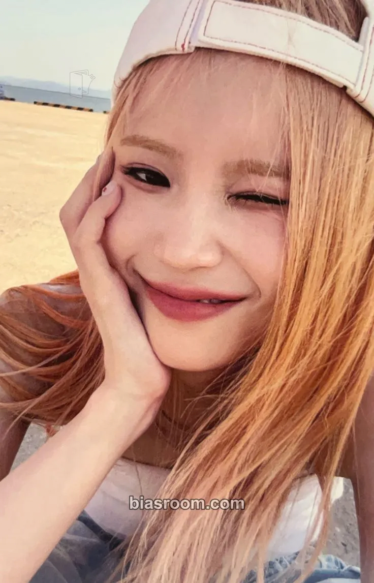 Hayoung Supersonic Photocard - fromis_9 - fromis_9 K-pop photocard